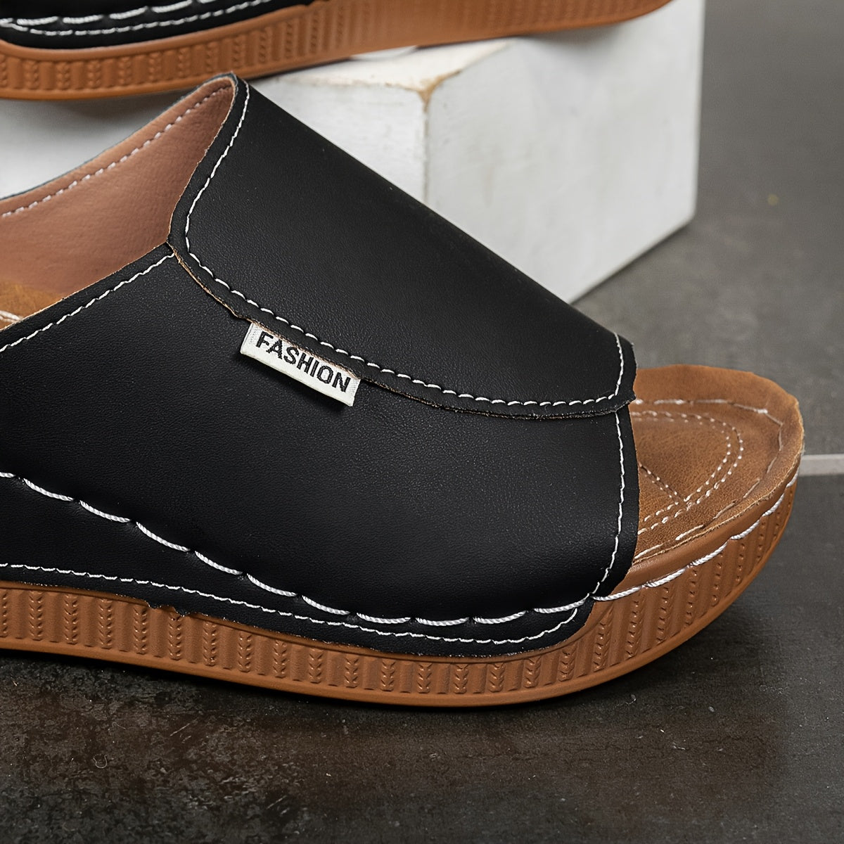 Lucia | Mule con Cuña Confortable